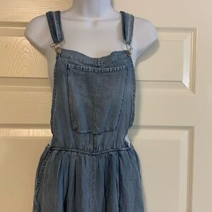 Mindy mars market, jumper with extreme large bell bottoms, NWT, small